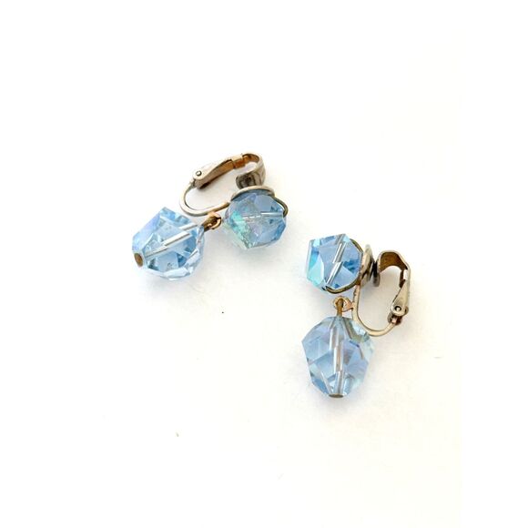 Ice Blue Bead Dangle Clip On Earrings Faceted Crystal Vogue Jewelry - Picture 1 of 5
